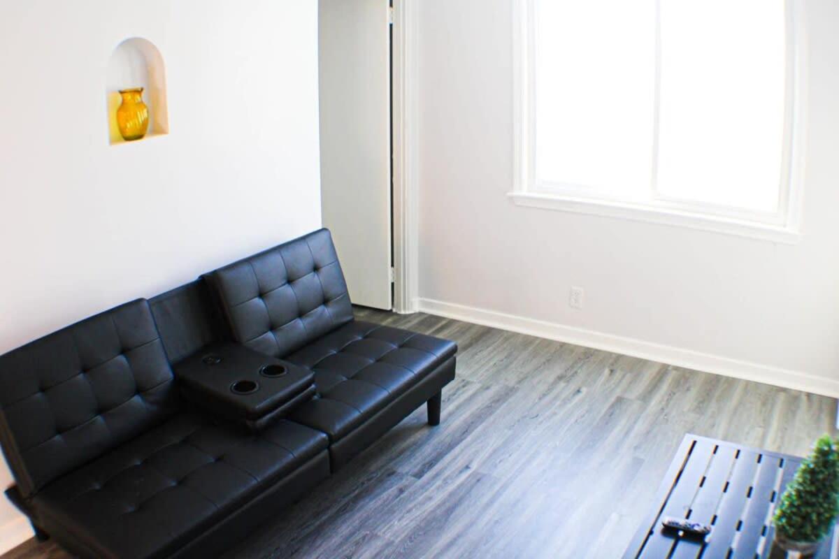 Newly Renovated 2-Bed Near Downtown-North Shore Pittsburgh Exterior photo